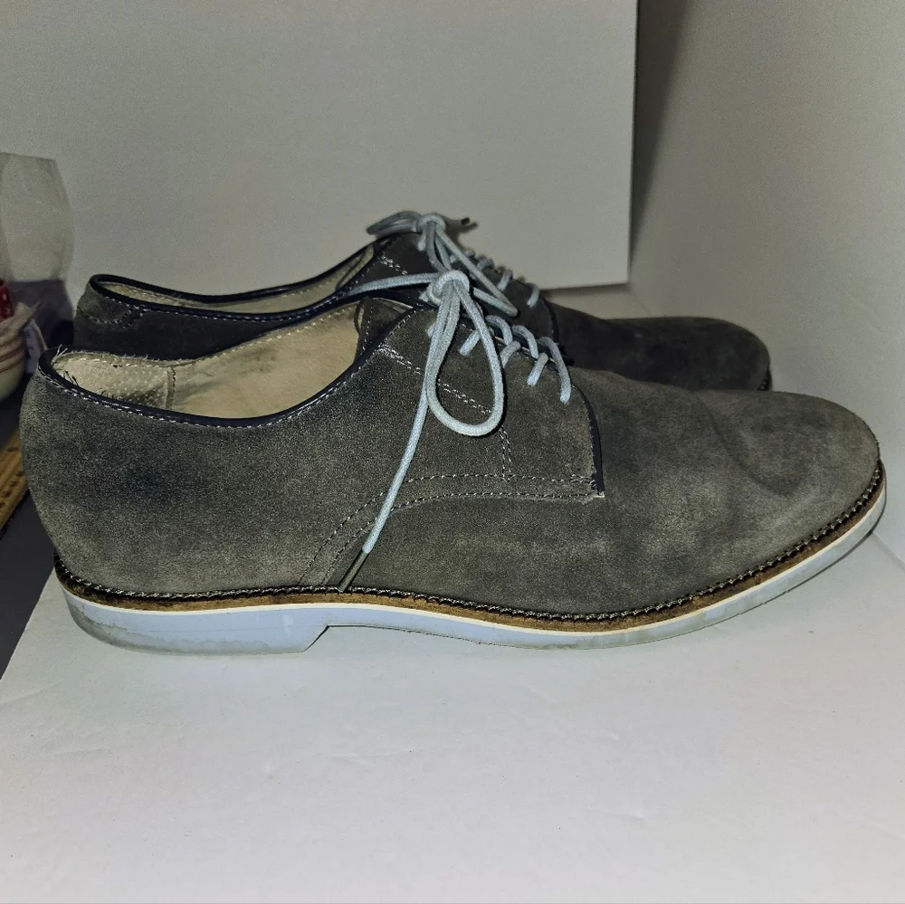 G.H. Bass & Co Men's 11 Buckingham Gray Suede Oxfords